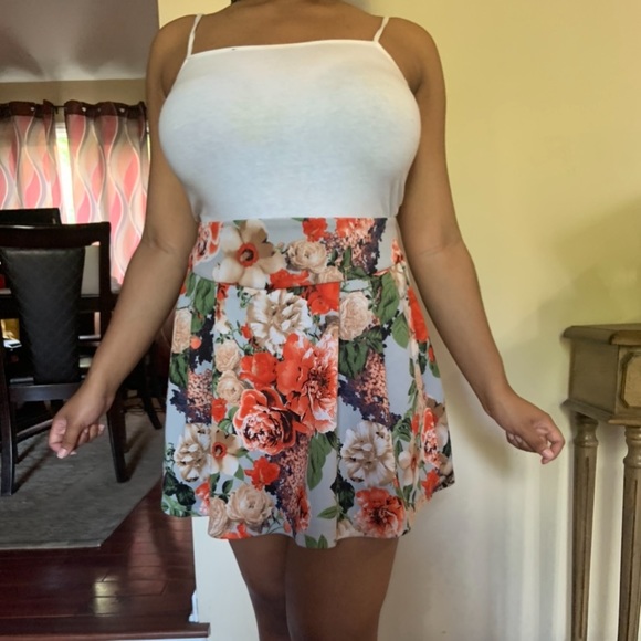 Floral Skirt - Picture 3 of 6